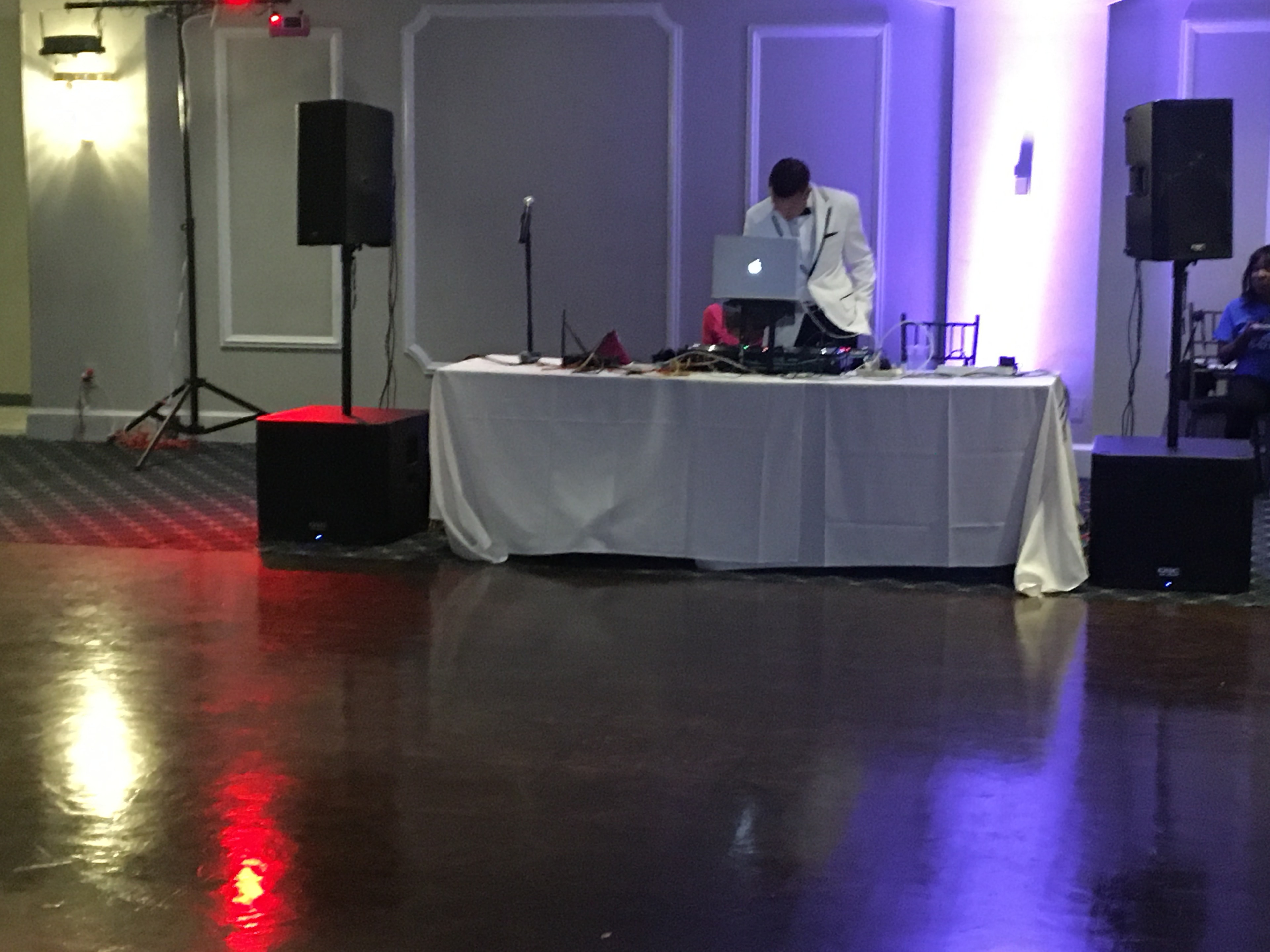 Best Dressed DJ — Indoor